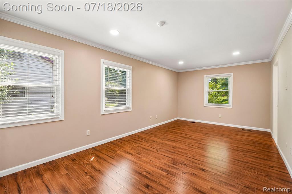 4855 Butler Drive, Troy, MI 48085 — Photo 24