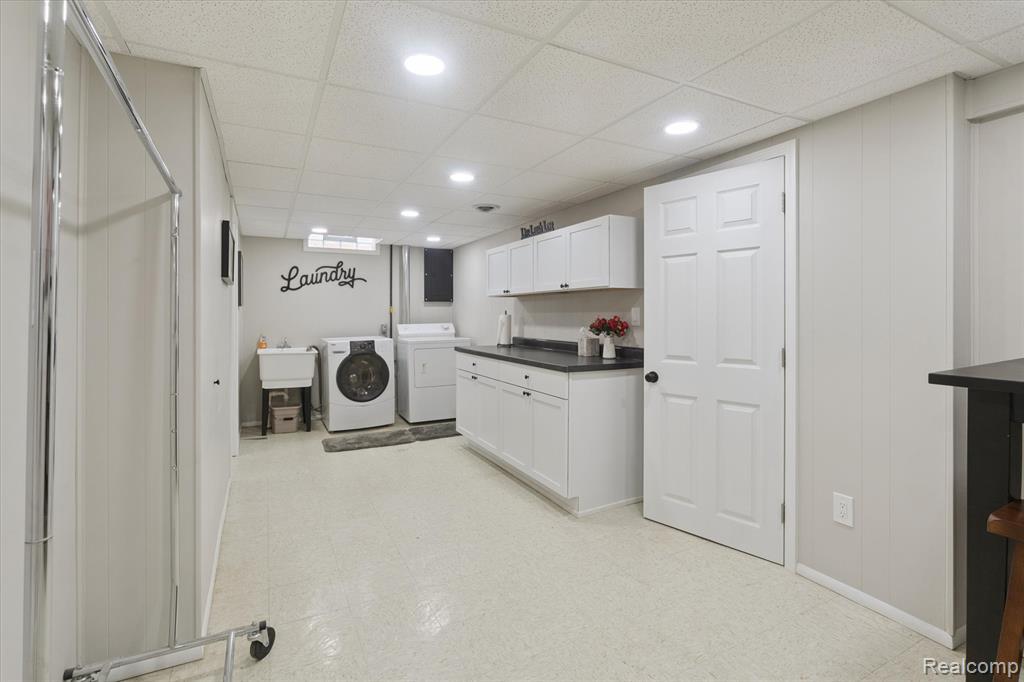 39659 Durand Drive, Sterling Heights, MI 48310 — Photo 18