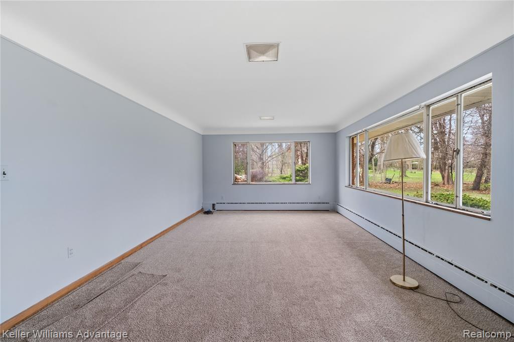 34550 Freedom Road, Farmington, MI 48335 — Photo 12