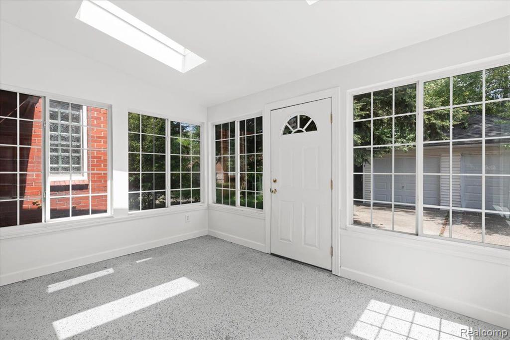 5974 Oldtown Street, Detroit, MI 48224 — Photo 17