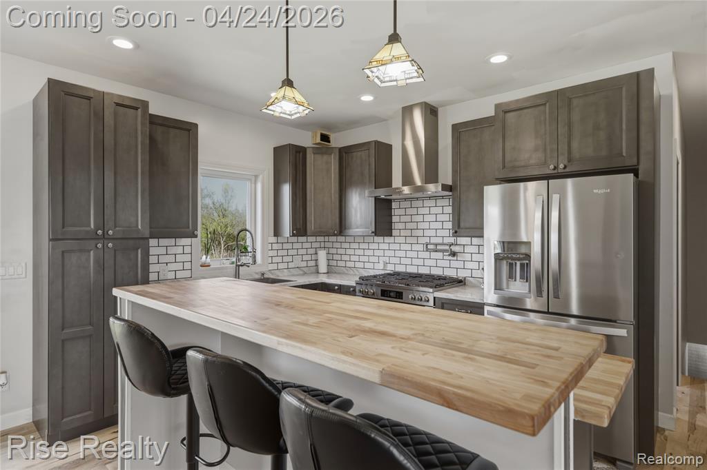 4399 E Bristol Road, Burton, MI 48519 — Photo 8