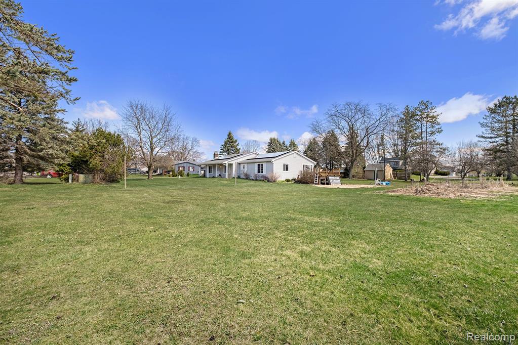 5537 VASSAR Road, Grand Blanc, MI 48439 — Photo 26