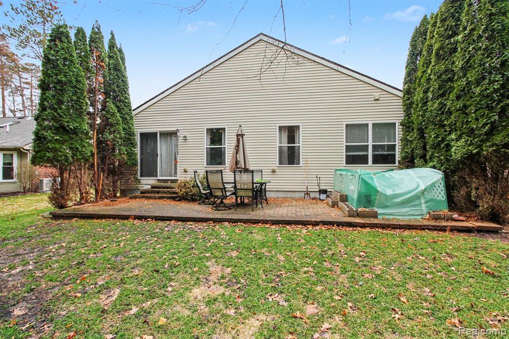 2661 Signature Circle, Pinckney, MI 48169 — Photo 38
