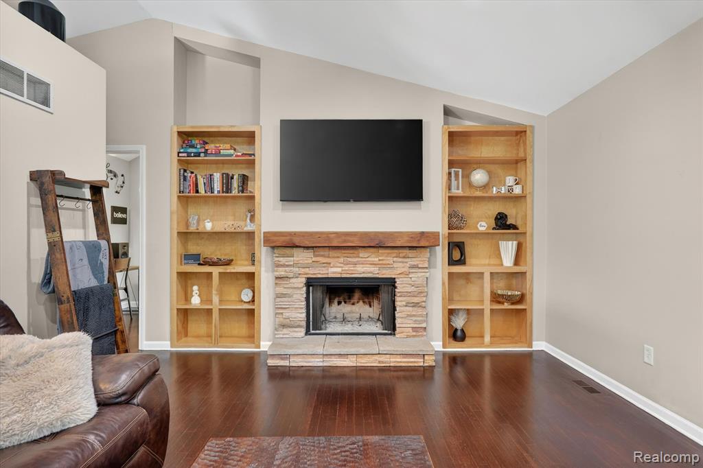 4966 Mack Road, Howell, MI 48855 — Photo 8