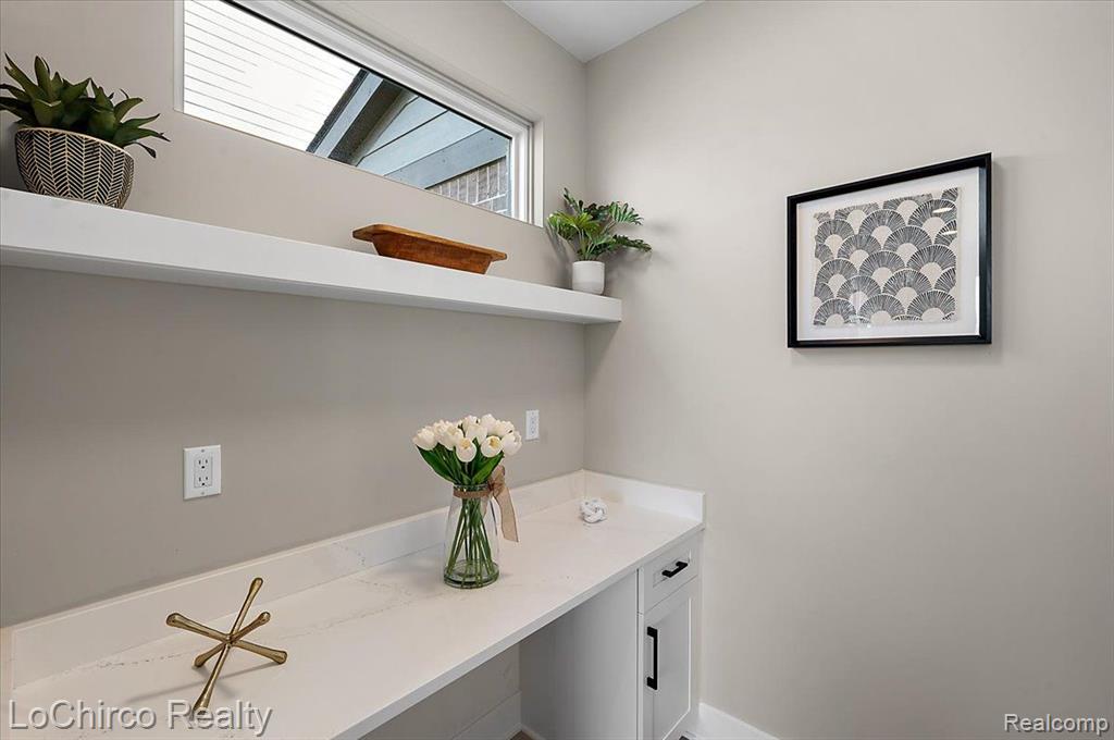 49355 LANGFORD Drive, Macomb, MI 48044 — Photo 14