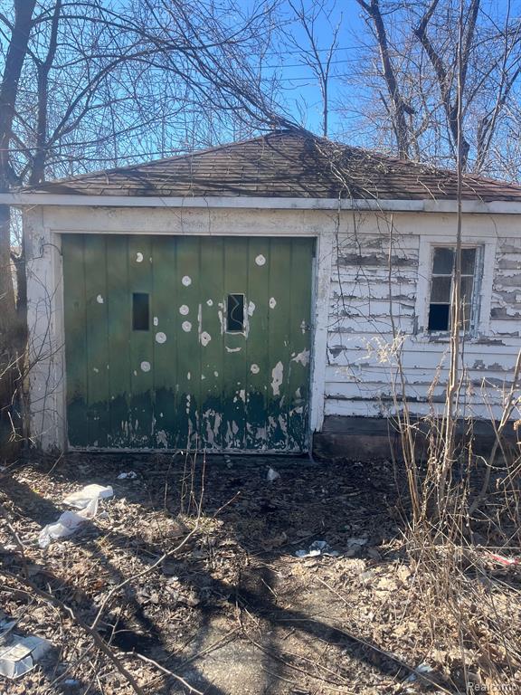 8833 MANOR Street, Detroit, MI 48204 — Photo 9