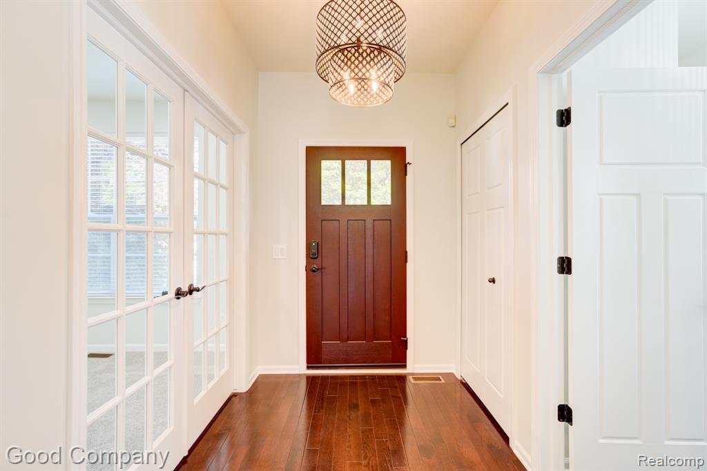 820 Baldwin Avenue, Royal Oak, MI 48067 — Photo 10