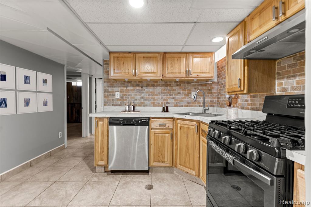 4114 Ziegler Street, Dearborn Heights, MI 48125 — Photo 24