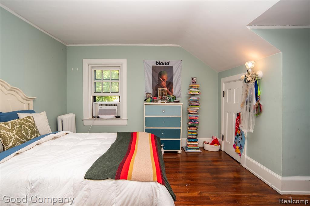 1704 Iroquois Street, Detroit, MI 48214 — Photo 42