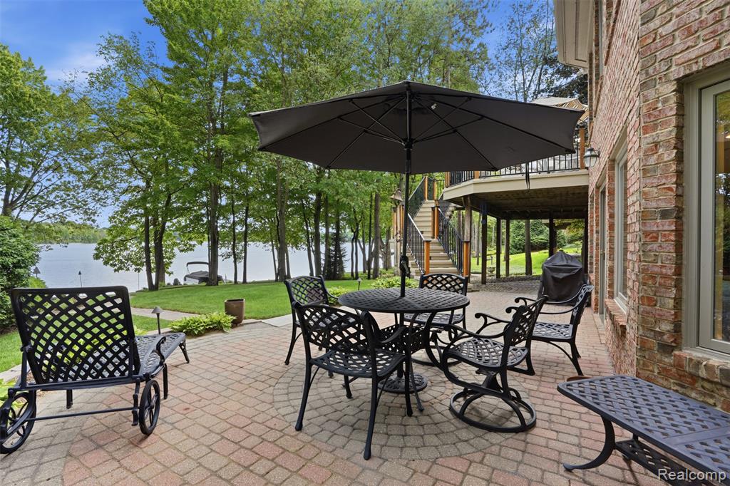 5483 Lake Ridge Drive, Brighton, MI 48116 — Photo 52