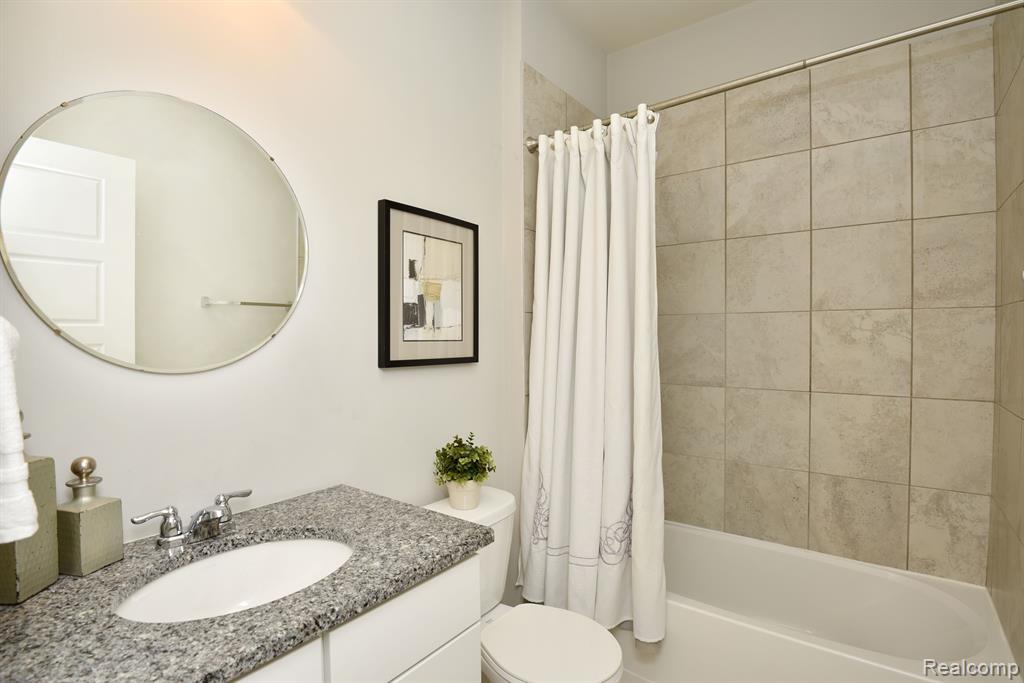 31010 TREMONT Lane, Franklin, MI 48025 — Photo 19