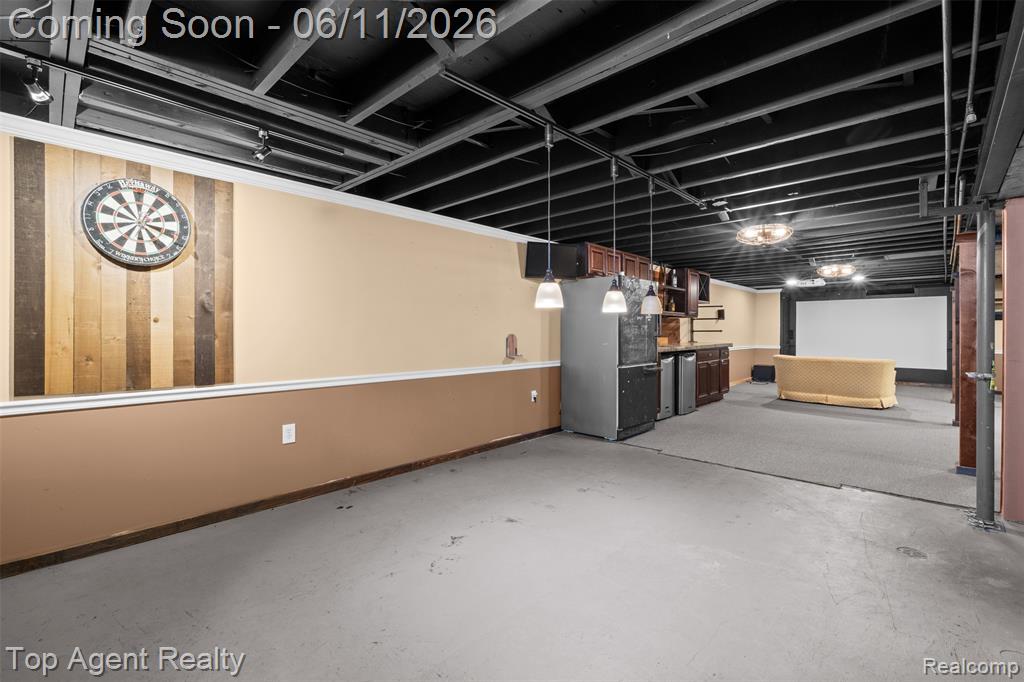 8908 Birkhill Drive, Sterling Heights, MI 48314 — Photo 25