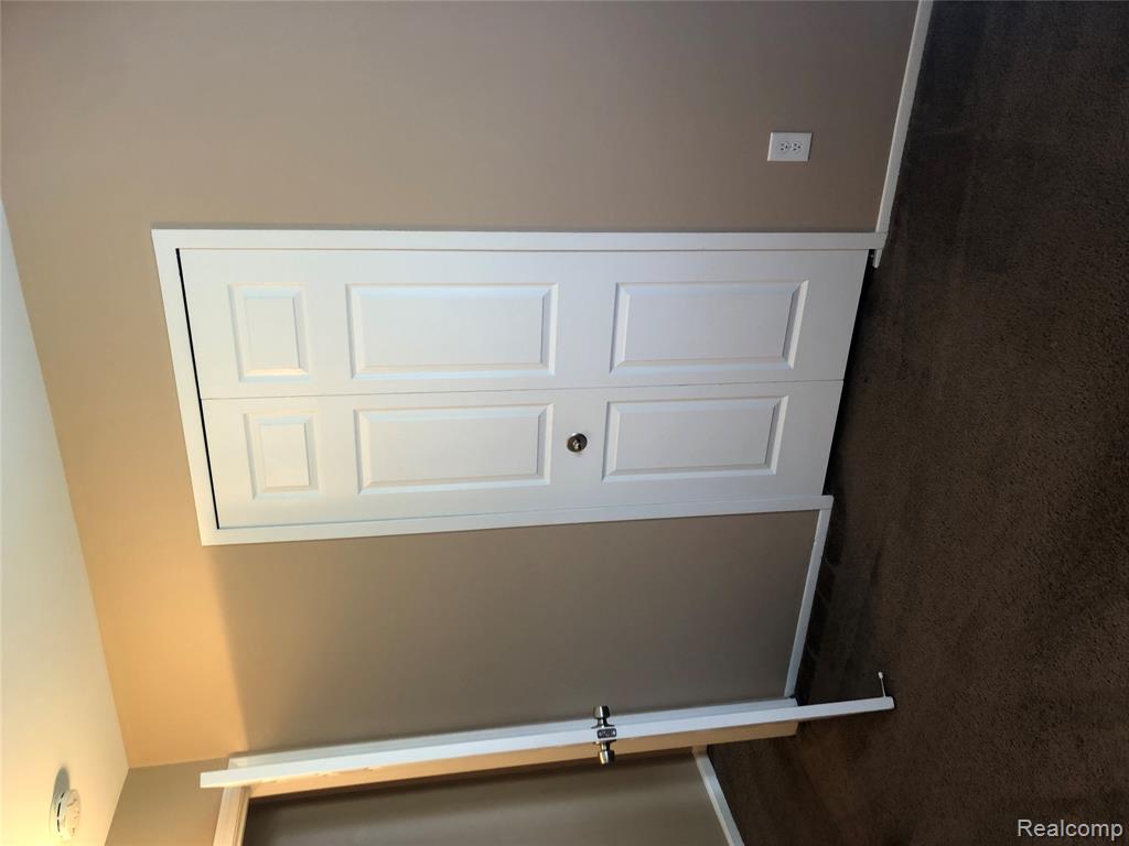 6900 ARDSLEY Drive, Canton, MI 48187 — Photo 7