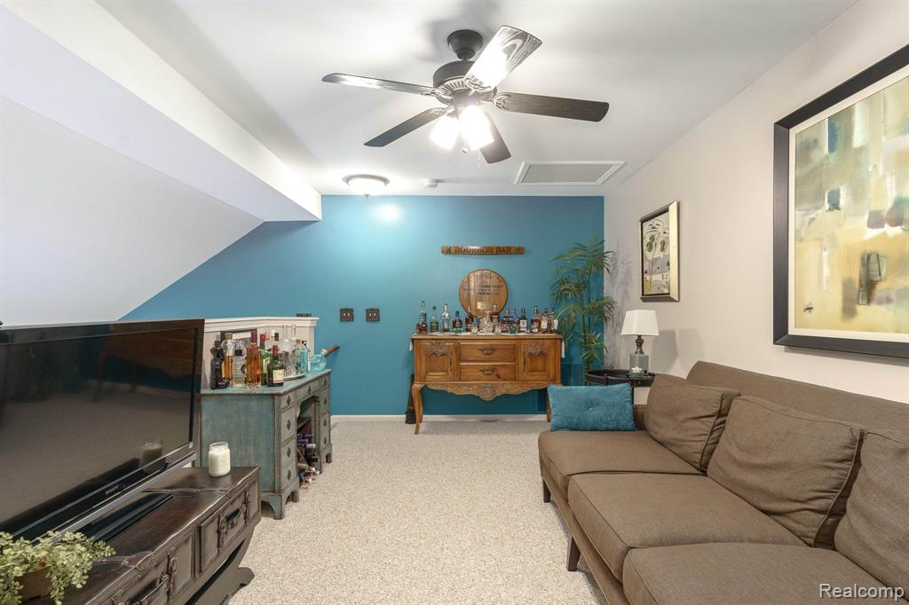 1324 DUFREE Boulevard, Howell, MI 48843 — Photo 25