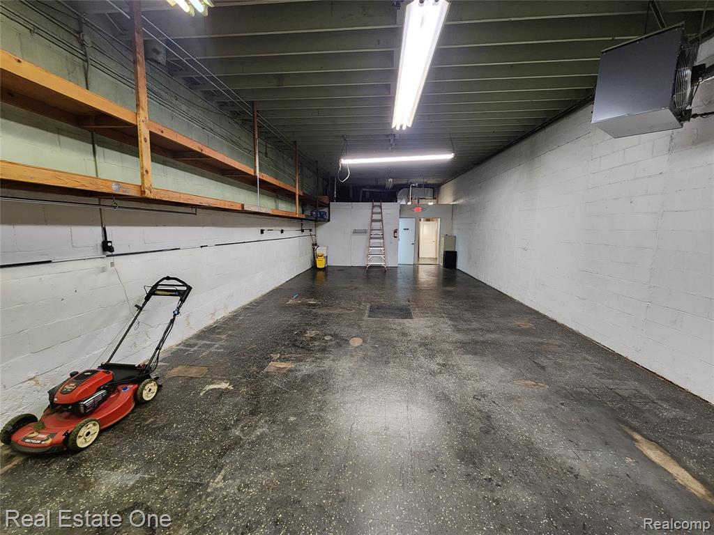 4105 12 Mile Road, Berkley, MI 48072 — Photo 16