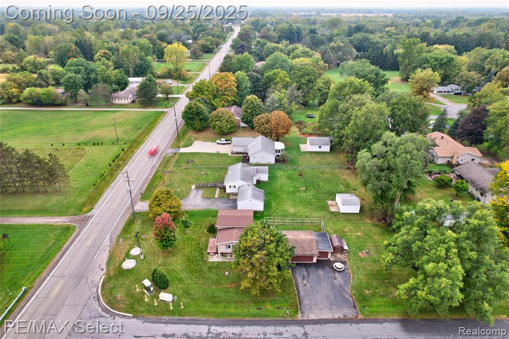 6237 E Atherton Road, Burton, MI 48519 — Photo 36