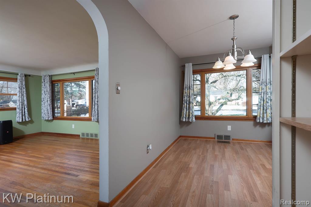 541 Cloverlawn Street, East China, MI — Photo 5