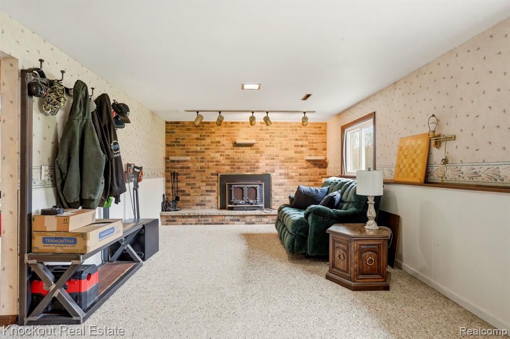 3467 Pebble Creek Drive, Vassar, MI 48768 — Photo 34