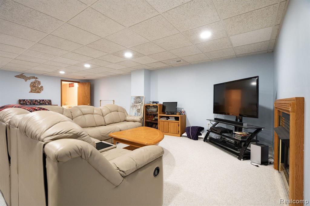 9904 CEDAR ISLAND Road, White Lake, MI — Photo 24