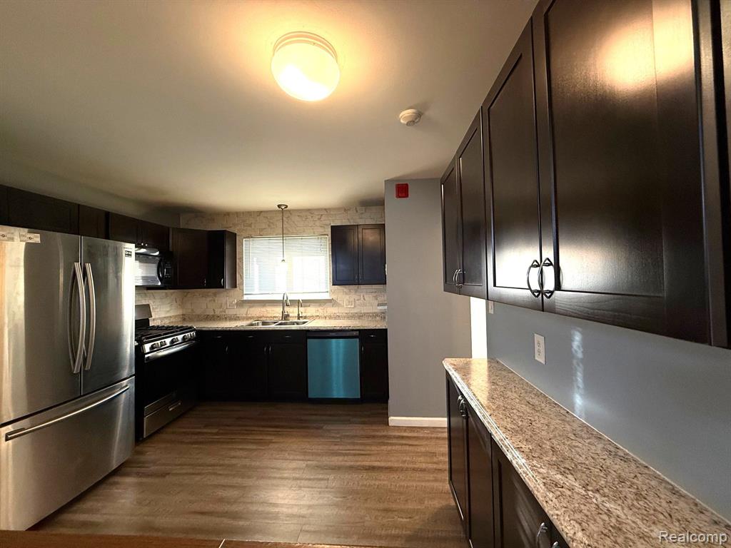2002 W FRANKLIN Drive, 37, Canton, MI 48187 — Photo 15