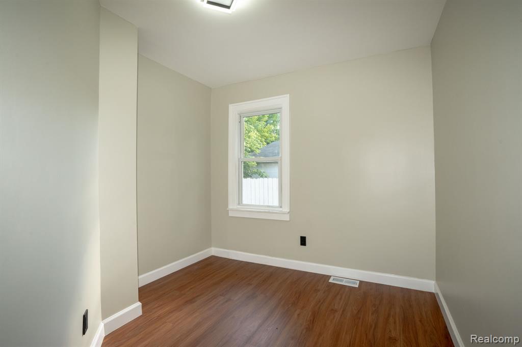 8726 Ford Avenue, Warren, MI 48089 — Photo 32
