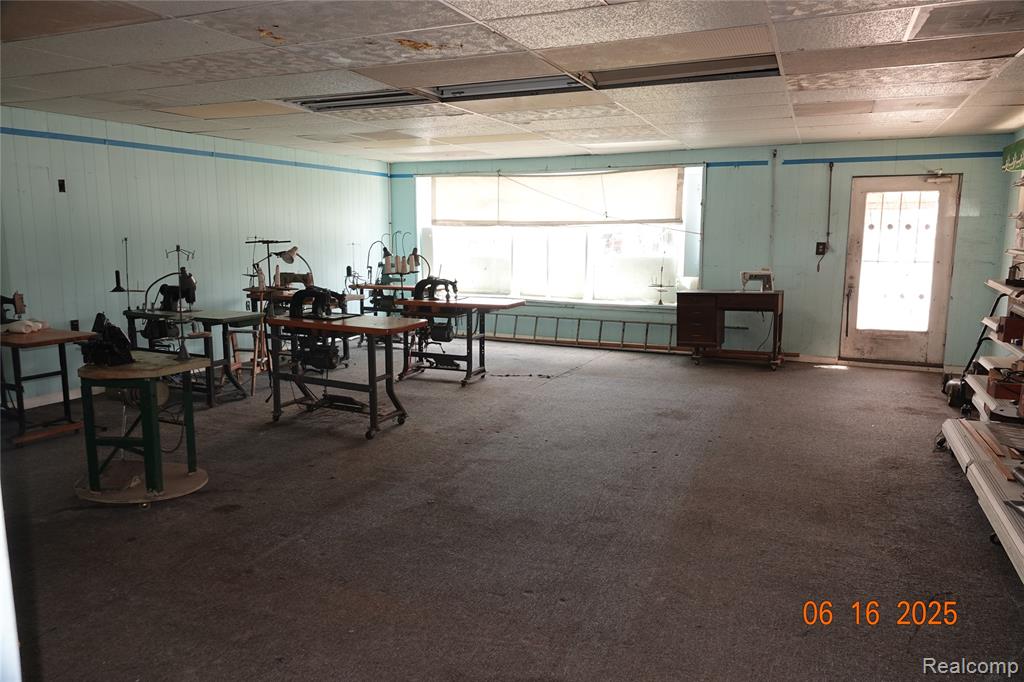 6703 E 9 MILE Road, Warren, MI 48091 — Photo 9