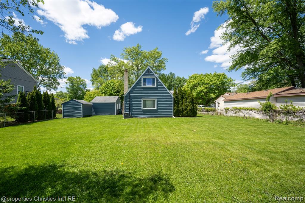 9034 Elmhurst Avenue, Plymouth, MI 48170 — Photo 4