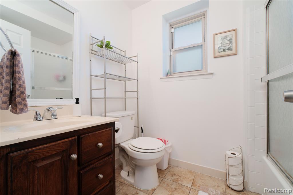 652 Stonehenge Drive, Canton, MI 48188 — Photo 27