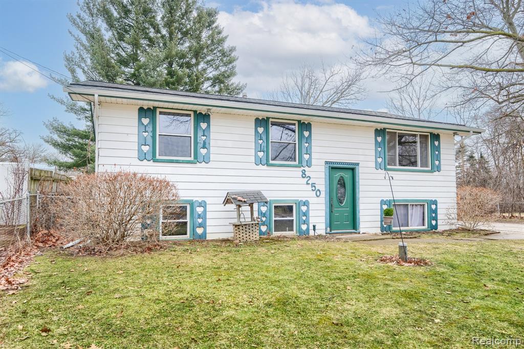 8250 Rockwood Avenue, Mount Morris, MI 48458 — front exterior