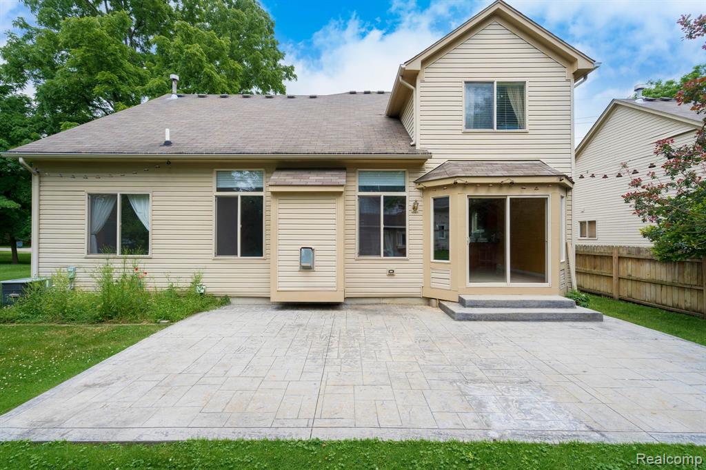 230 E Elizabeth Street, Lake Orion, MI 48362 — Photo 7