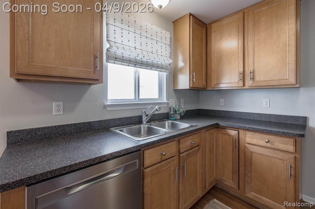 8171 Timber Trail, White Lake, MI — Photo 18