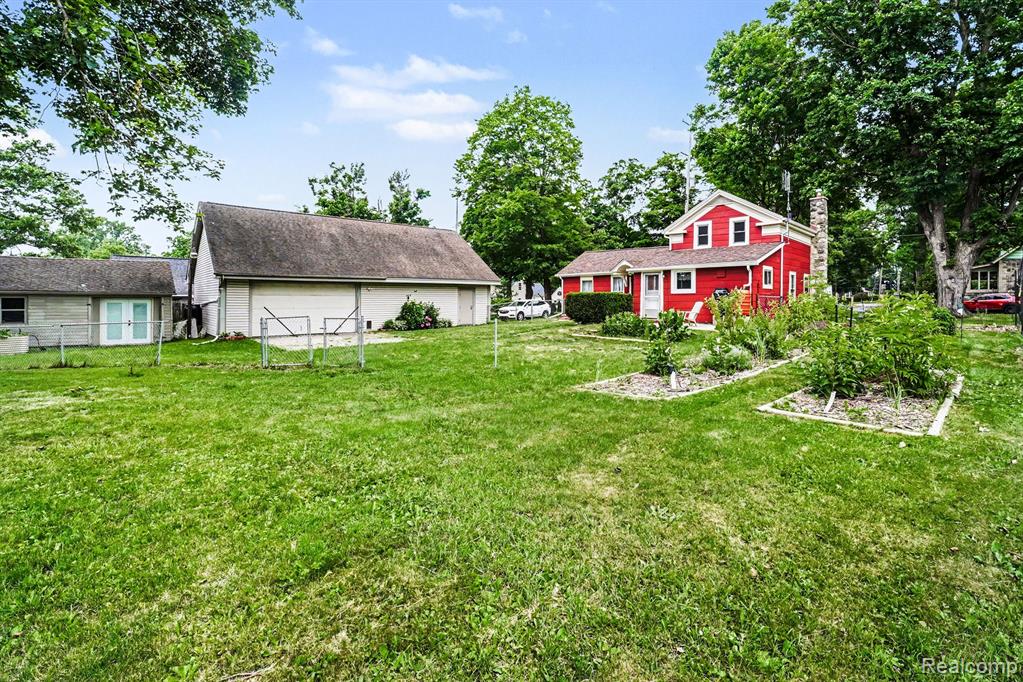 302 Hadley Street, Holly, MI 48442 — Photo 23