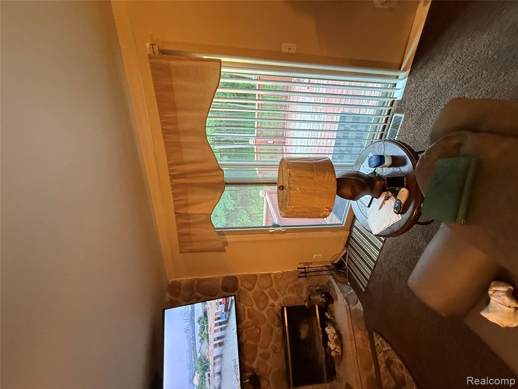44994 Sondra Drive, Belleville, MI 48111 — Photo 10