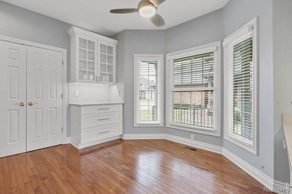71 BURNIAH Lane, Lake Orion, MI 48362 — Photo 16
