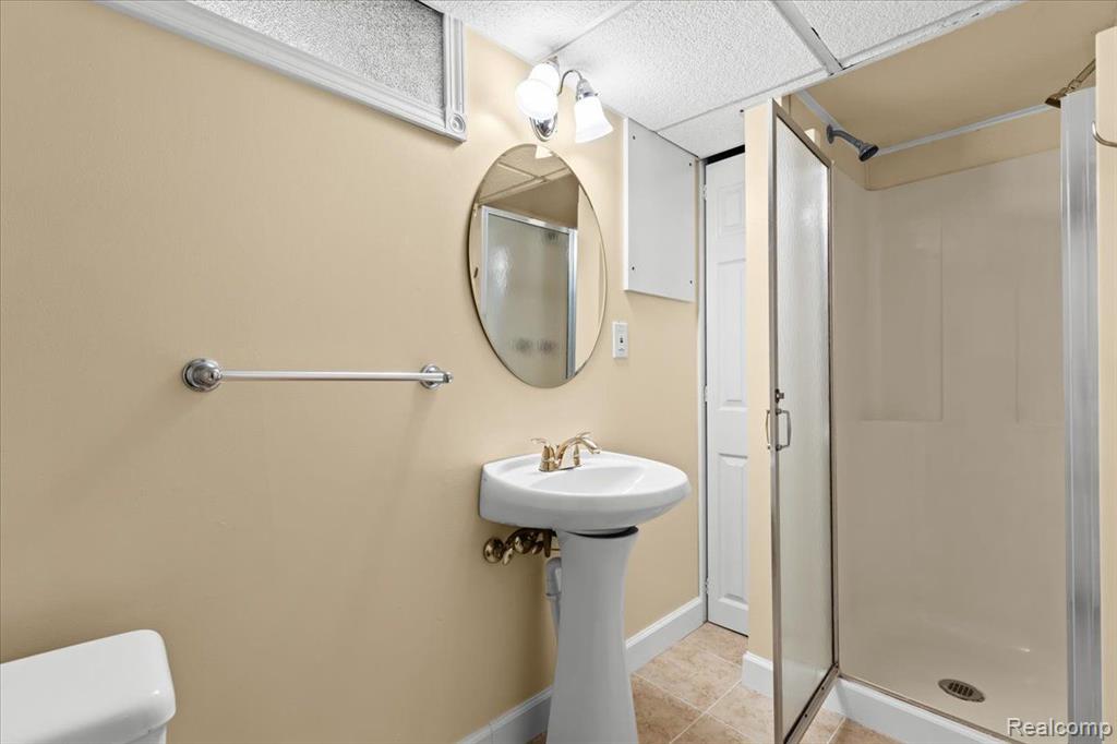 6881 Jackson Street, Taylor, MI 48180 — Photo 23