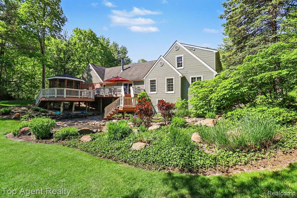 2411 Farmbrook Trail, Oxford, MI 48370 — Photo 30