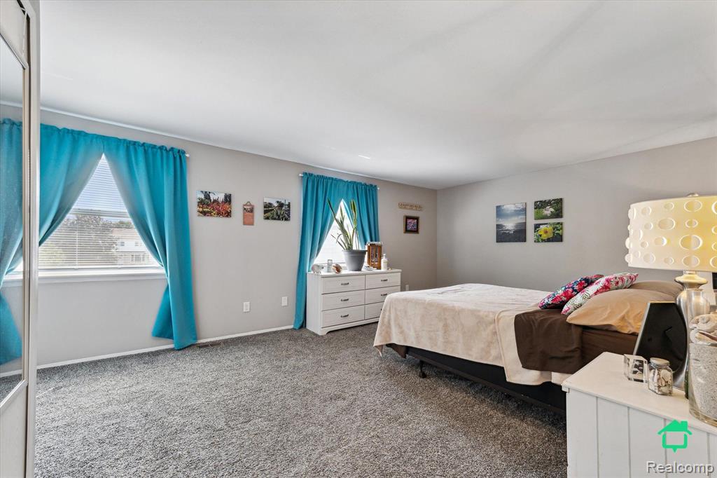 37675 Colonial Drive, Westland, MI — Photo 22
