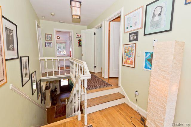 8642 HENDRIE Boulevard, Huntington Woods, MI — Photo 24