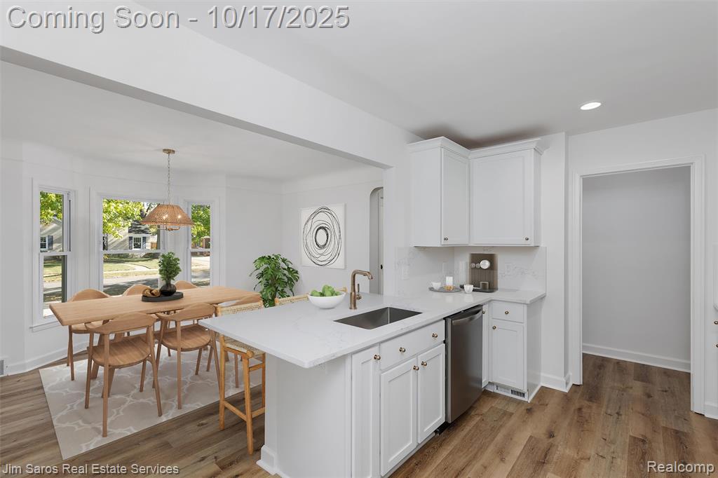 807 Barrington, Grosse Pointe Park, MI 48230 — Photo 4