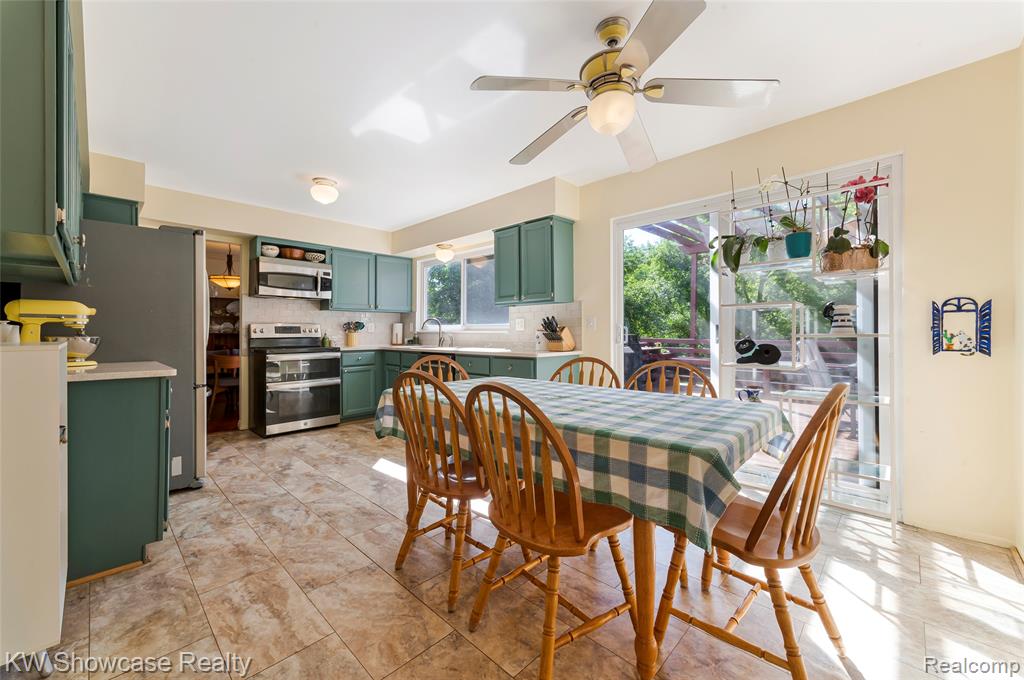 5409 S Piccadilly, West Bloomfield, MI — Photo 19