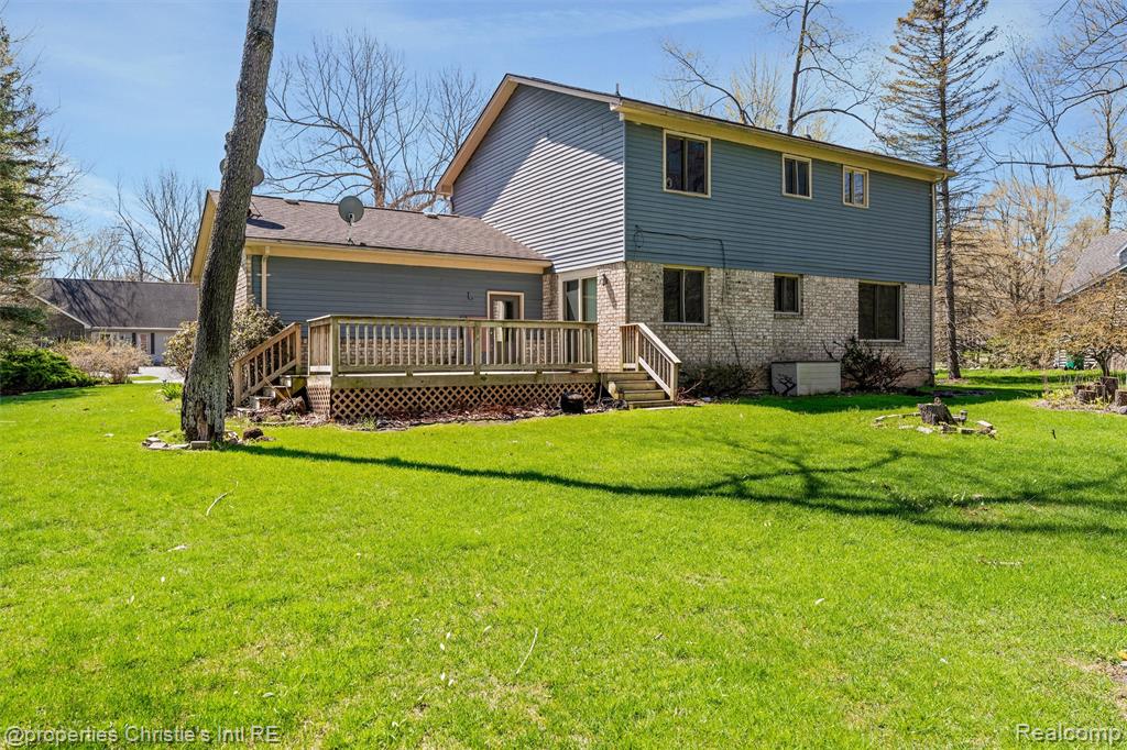 7514 Olde Sturbridge Trail, Clarkston, MI 48348 — Photo 30
