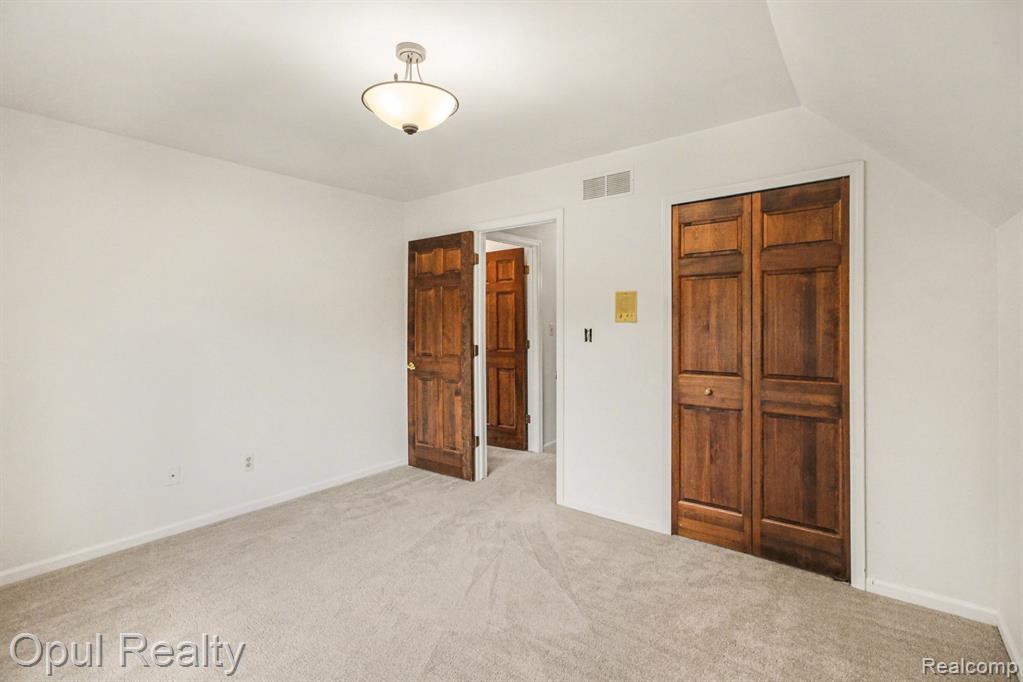 3575 Clark Circle, Commerce Twp, MI 48382 — Photo 35
