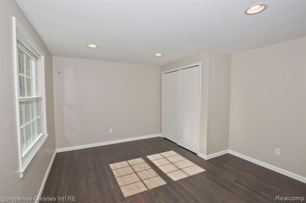 5582 NORTHCOTE, West Bloomfield, MI — Photo 37