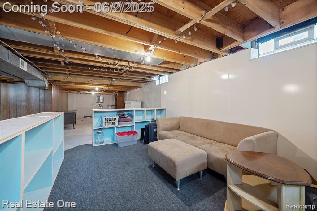 40252 Kraft Drive, Sterling Heights, MI 48310 — Photo 25