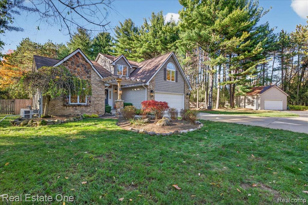 693 Knibbe Road, Lake Orion, MI 48362 — Photo 6