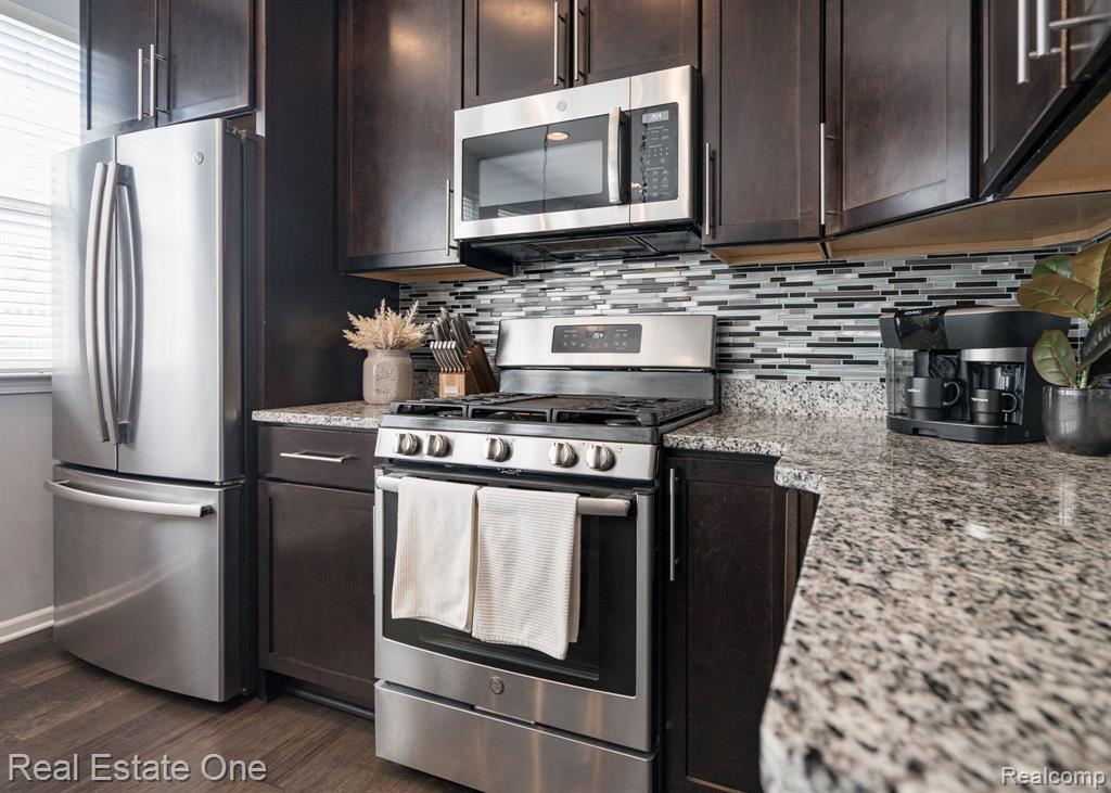 69 Kaprol Drive, Troy, MI 48098 — Photo 11
