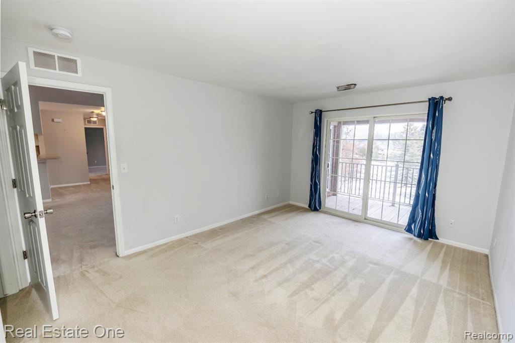 5305 Brookemonte Circle, Rochester, MI 48306 — Photo 14