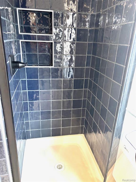505 S Chocolay Avenue, Clawson, MI — Photo 14