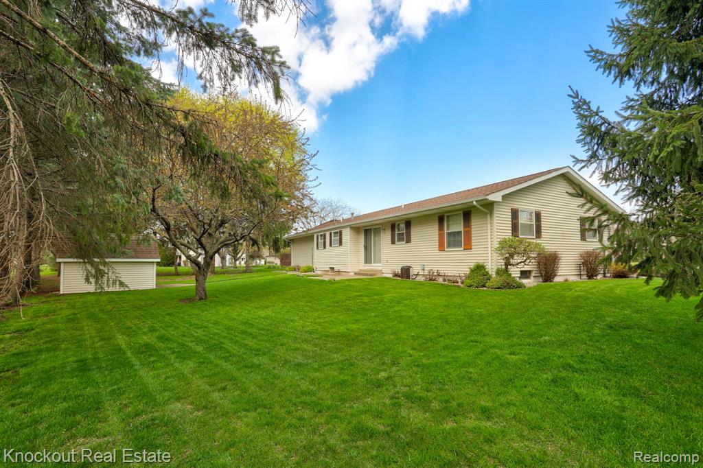 5 Krafft Court, Frankenmuth, MI 48734 — Photo 33