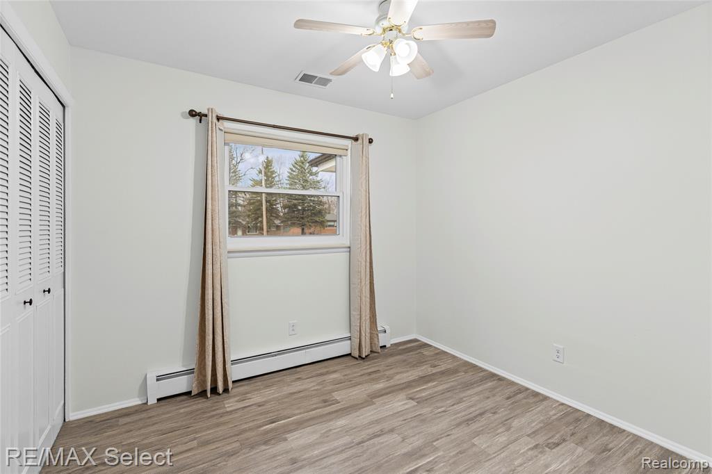 2461 N Long Lake Road, Fenton, MI 48430 — Photo 34
